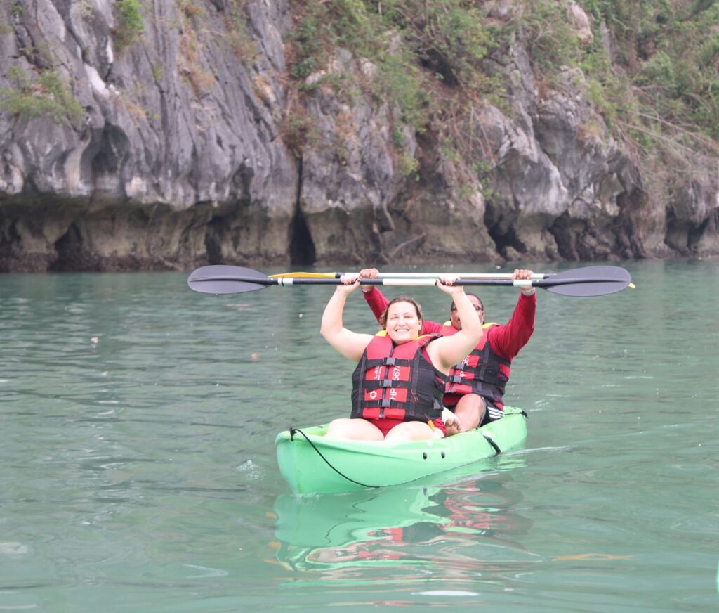 Morgan &amp; Tre kayak